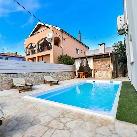 Medun- Private Pool, Bbq, Parking, Airconditioning - Ae1084 * Zadar