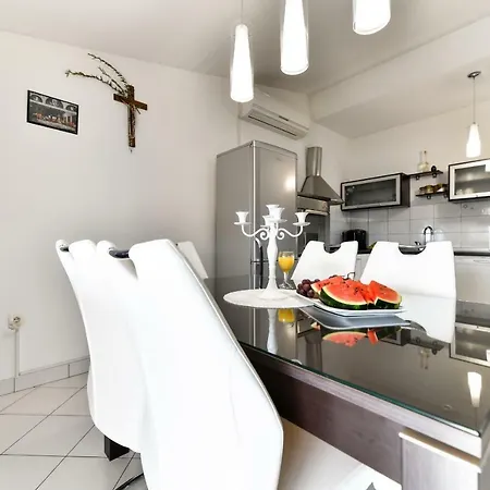 Medun- Private Pool, Bbq, Parking, Airconditioning - Ae1084 Zadar