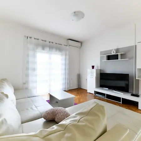 Medun- Private Pool, Bbq, Parking, Airconditioning - Ae1084 Apartment *