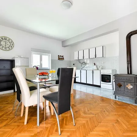 Medun- Private Pool, Bbq, Parking, Airconditioning - Ae1084 Zadar