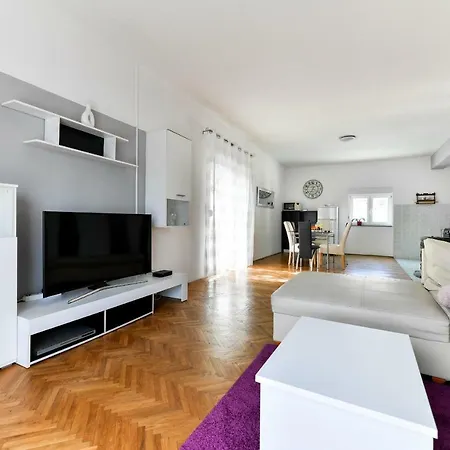 Medun- Private Pool, Bbq, Parking, Airconditioning - Ae1084