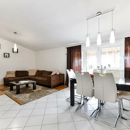 Apartment Medun- Private Pool, Bbq, Parking, Airconditioning - Ae1084 *